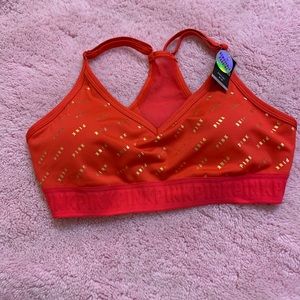VS pink sports bra